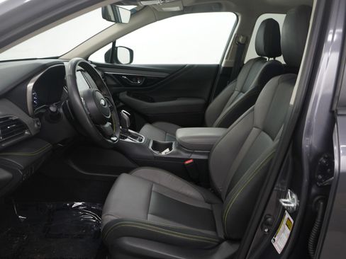Used 2025 Subaru Outback Onyx Edition XT image 16