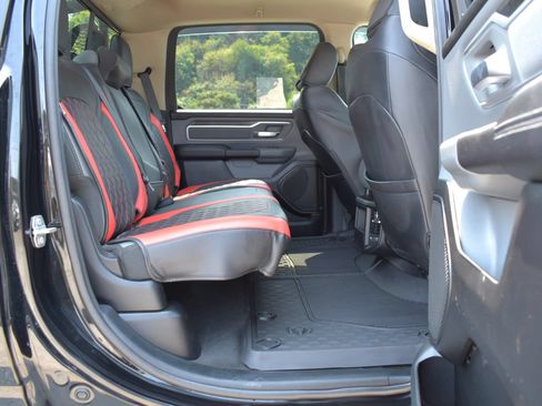 Used 2020 RAM 1500 Big Horn AWD/4WD image 30