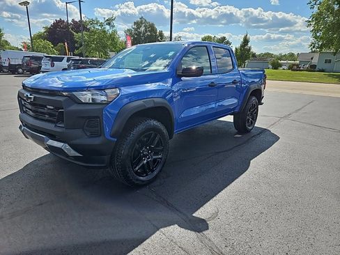 New 2025 Chevrolet Colorado Trail Boss w/ Midnight Edition image 8