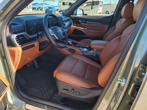 Used 2025 Kia Telluride SX Prestige X-Line image 18