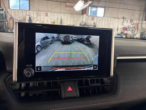 Certified 2025 Toyota RAV4 XLE AWD/4WD image 23