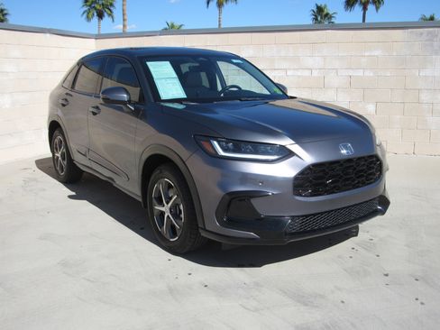 Certified 2023 Honda HR-V EX-L image 2