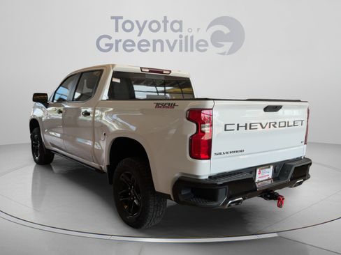 Used 2021 Chevrolet Silverado 1500 LT Trail Boss w/ Convenience Package II AWD/4WD image 4