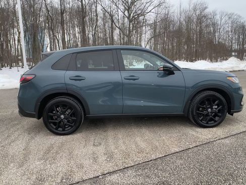 Used 2024 Honda HR-V Sport image 10