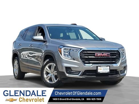Certified 2024 GMC Terrain SLE FWD image 1