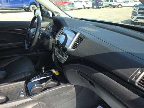 Used 2020 Honda Ridgeline RTL-E image 32