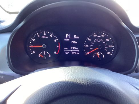 Used 2023 Kia Rio LX image 16