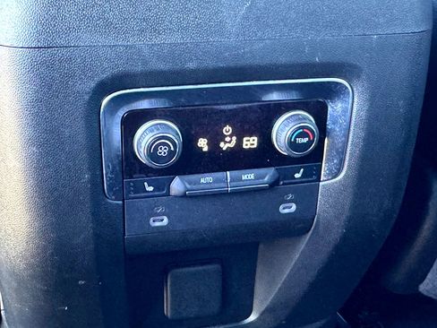 Used 2024 Chevrolet Tahoe Premier image 21