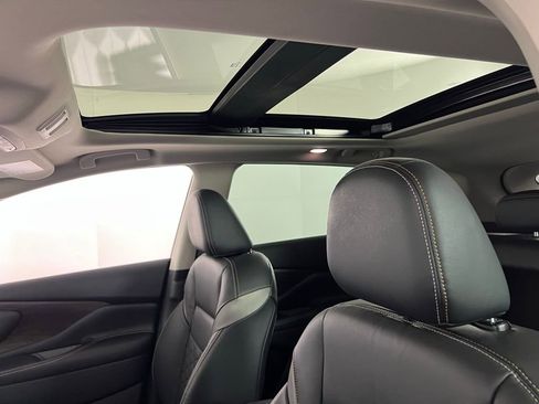 Used 2024 Nissan Murano Platinum w/ Cargo Package image 23