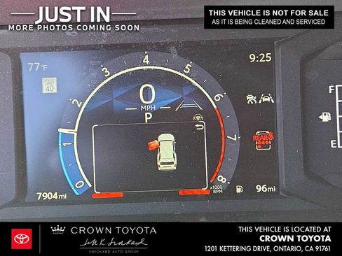Used 2026 Toyota 4Runner SR5 AWD/4WD image 5
