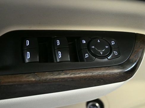 Used 2023 GMC Acadia Denali AWD/4WD image 48