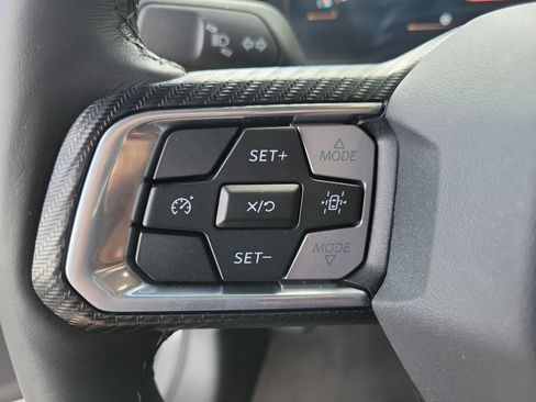 Used 2025 Ford Mustang GT RWD image 24
