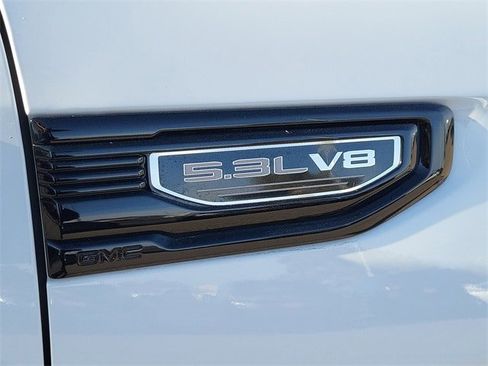 Used 2022 GMC Sierra 1500 Elevation w/ Elevation Premium Package image 19