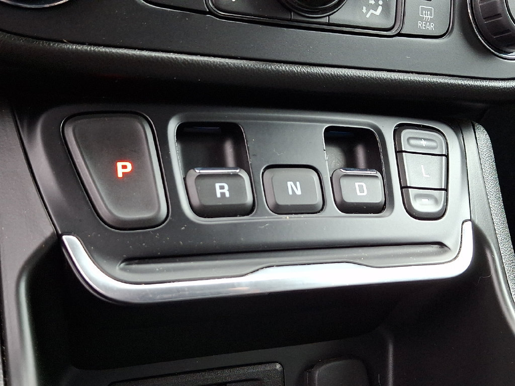 Certified 2019 GMC Terrain SLT w/ Preferred Package AWD/4WD image 14