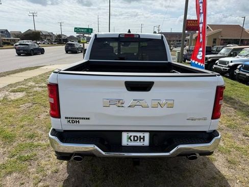 New 2026 RAM 1500 4x4 Crew Cab image 6