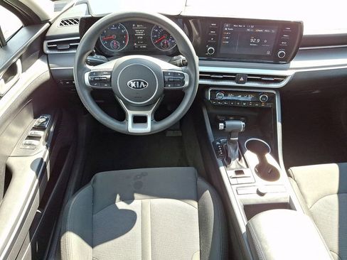 Used 2021 Kia K5 LXS image 12