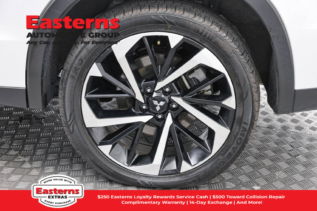 Used 2024 Mitsubishi Outlander SE FWD image 34