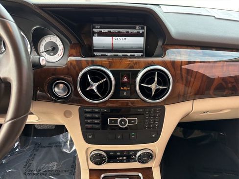 Used 2014 Mercedes-Benz GLK 350 2WD image 15