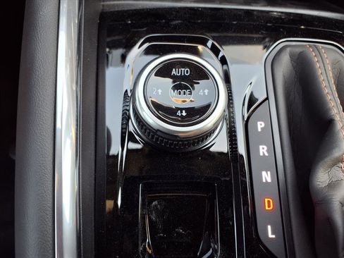 New 2026 GMC Canyon AT4 AWD/4WD image 6