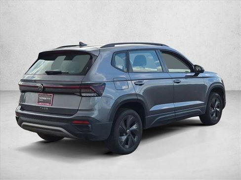 Used 2025 Volkswagen Taos S FWD image 5