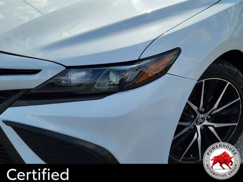 Used 2023 Toyota Camry SE FWD image 10