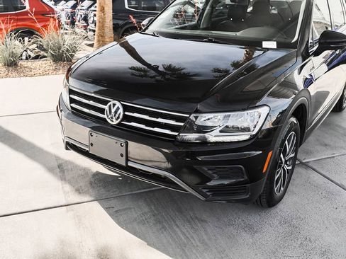 Used 2020 Volkswagen Tiguan SE FWD image 4