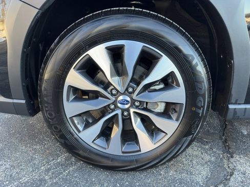 Used 2025 Subaru Outback Touring XT image 31