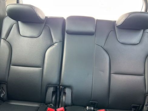 Used 2025 Kia Telluride S FWD image 37