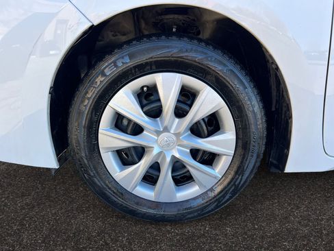 Used 2017 Toyota Corolla L w/ Carpet Mat Package (TMS) image 14