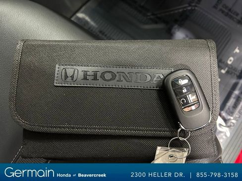 Used 2025 Honda Pilot EX-L image 34