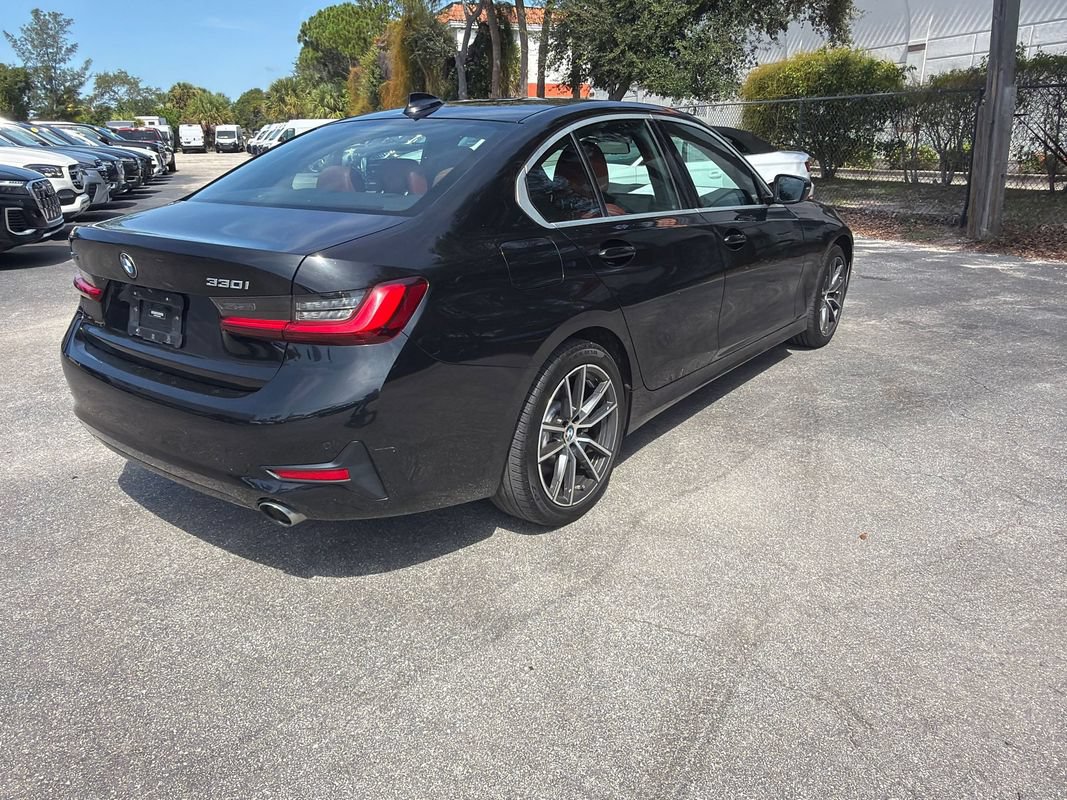 Used 2022 BMW 330i xDrive Sedan w/ Driving Assistance Package AWD/4WD image 5