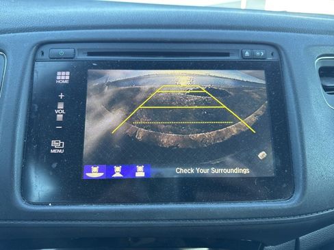 Used 2017 Honda HR-V EX image 17