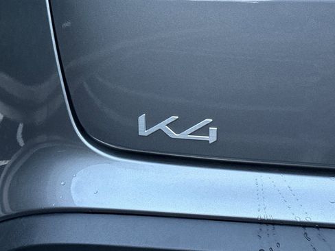 Used 2025 Kia K4 EX image 22