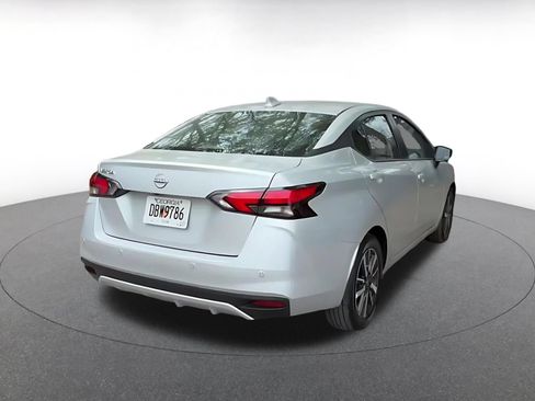 Used 2025 Nissan Versa SV FWD image 15