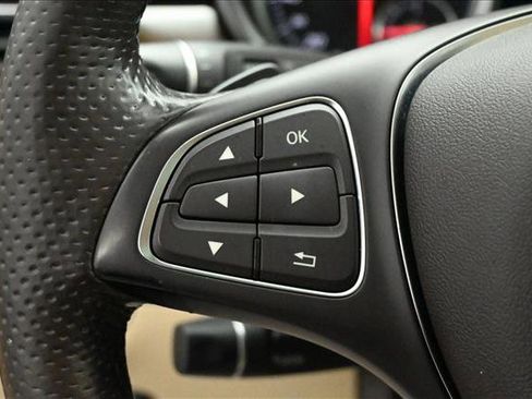 Certified 2018 Mercedes-Benz GLE 350 4MATIC image 11