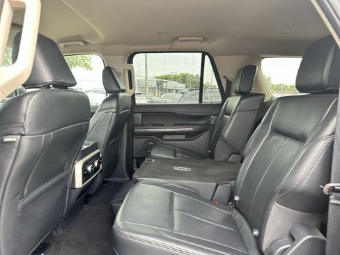 Used 2024 Ford Expedition Max XLT AWD/4WD image 23