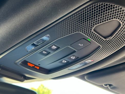 Certified 2024 Porsche Cayenne Coupe AWD/4WD image 32