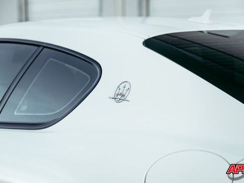 Used 2017 Maserati GranTurismo MC image 52