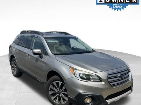 Used 2017 Subaru Outback 2.5i Limited AWD/4WD image 1