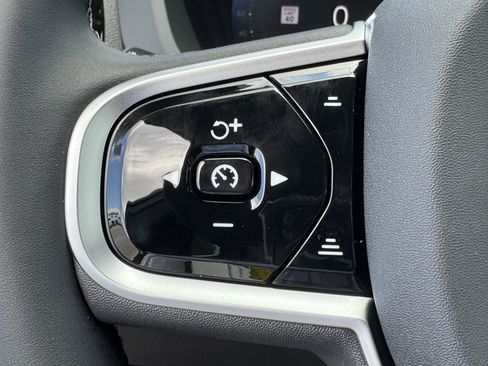 New 2026 Volvo XC60 B5 Core w/ Protection Package image 27