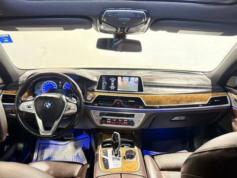 Used 2016 BMW 740i RWD image 17