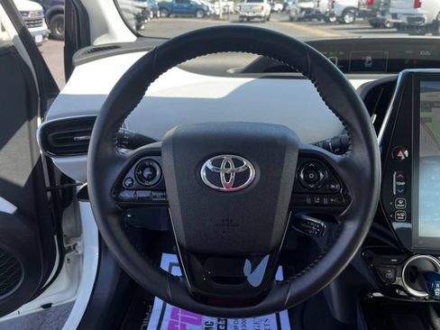 Used 2020 Toyota Prius Prime XLE FWD image 15