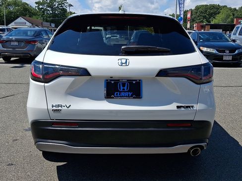 Used 2024 Honda HR-V Sport image 5