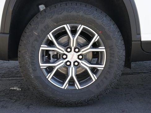New 2025 GMC Acadia AT4 image 7