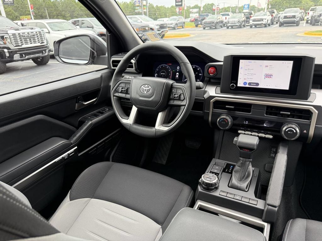 Used 2026 Toyota Tacoma TRD Off-Road AWD/4WD image 19