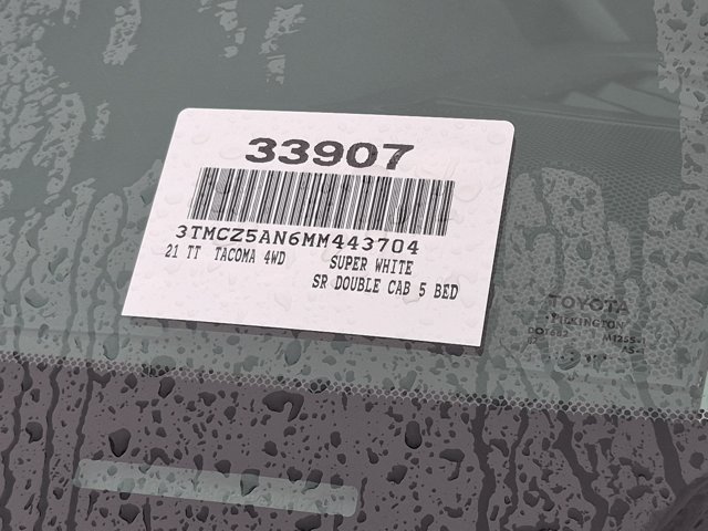 Certified 2021 Toyota Tacoma SR AWD/4WD image 17