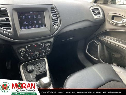 Used 2017 Jeep Compass Latitude w/ Popular Equipment Group image 27