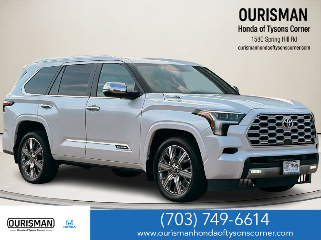 Used 2025 Toyota Sequoia Capstone AWD/4WD image 1