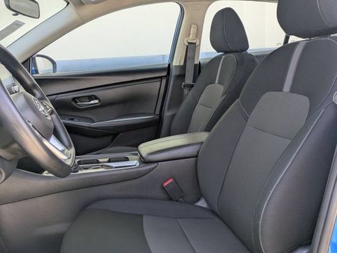 Used 2025 Nissan Sentra SV FWD image 29