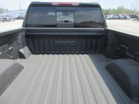 New 2026 GMC Sierra 1500 SLT w/ SLT Premium Plus Package AWD/4WD image 7